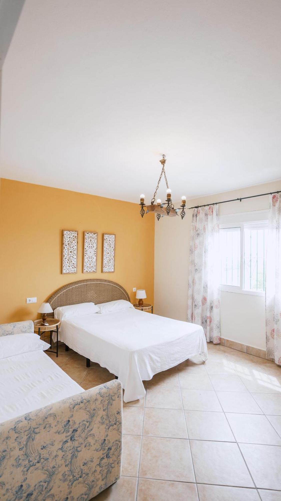 Casa Rural Los Garrovillos By Fontanilla Del Mar Holidays Rentals コニル・デ・ラ・フロンテラ エクステリア 写真